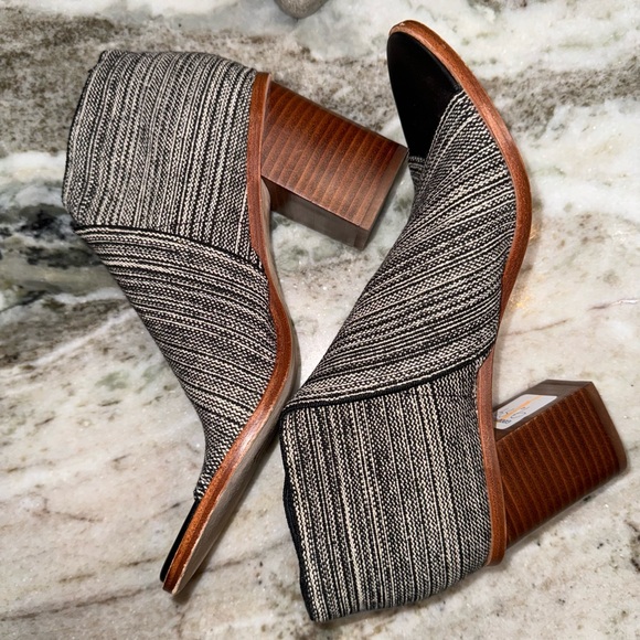 Matt Bernson Jette Black/ White Open toe Heel Bootie 8 - Picture 2 of 10